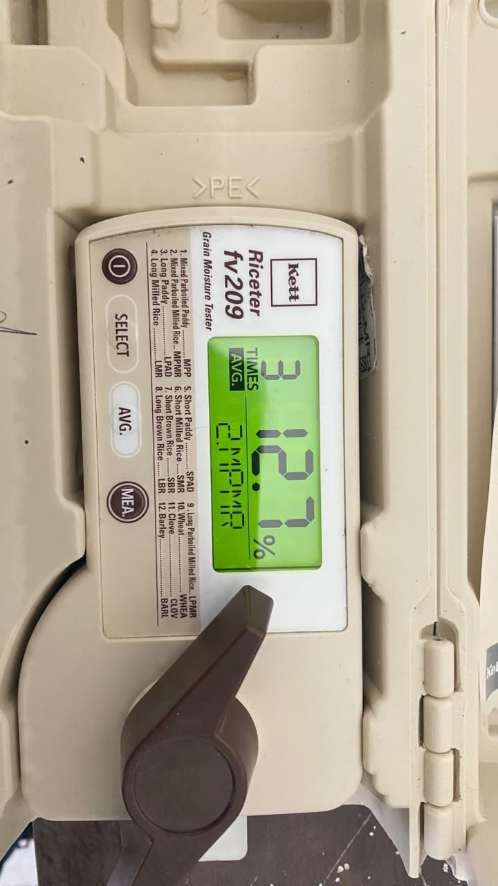 A Kett moisture meter reading 12.1 per cent